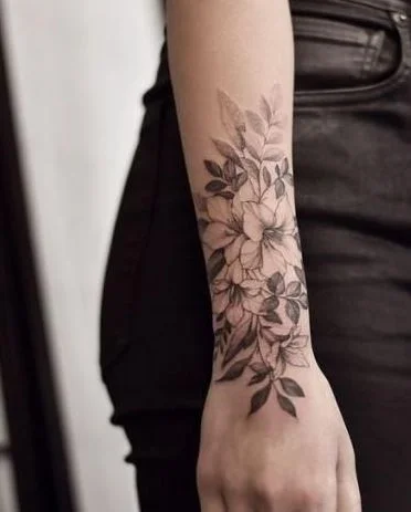 tatouage Fleuri
