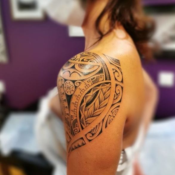 tatoo épaule