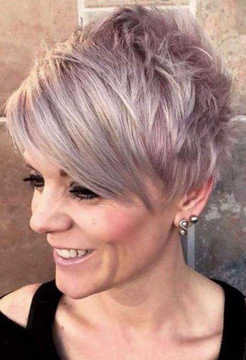 Coupe Courte Coloration Pour Femme De Plus De 50 Ans