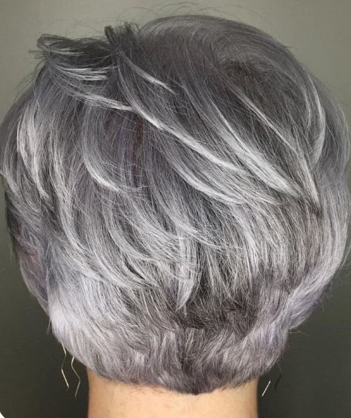 Femme Cheveux Gris Courts