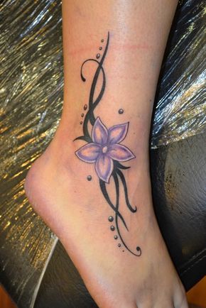 tatouage Fleur Bleue 