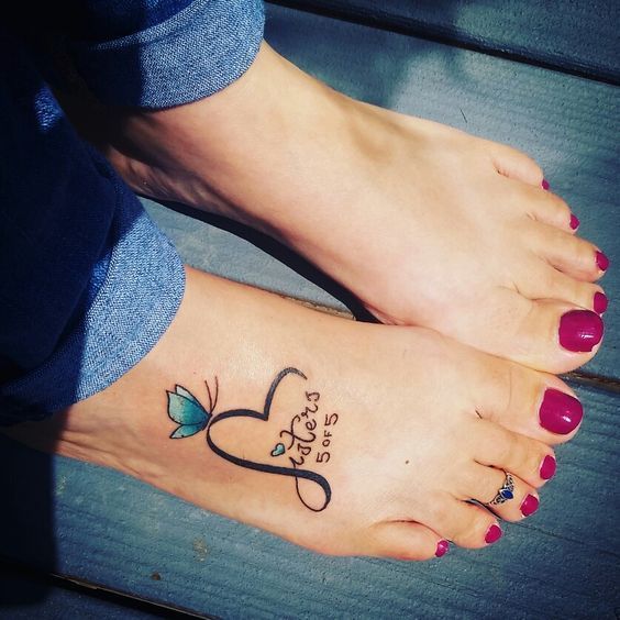 tatouage Sœurs Sur Le Pied 