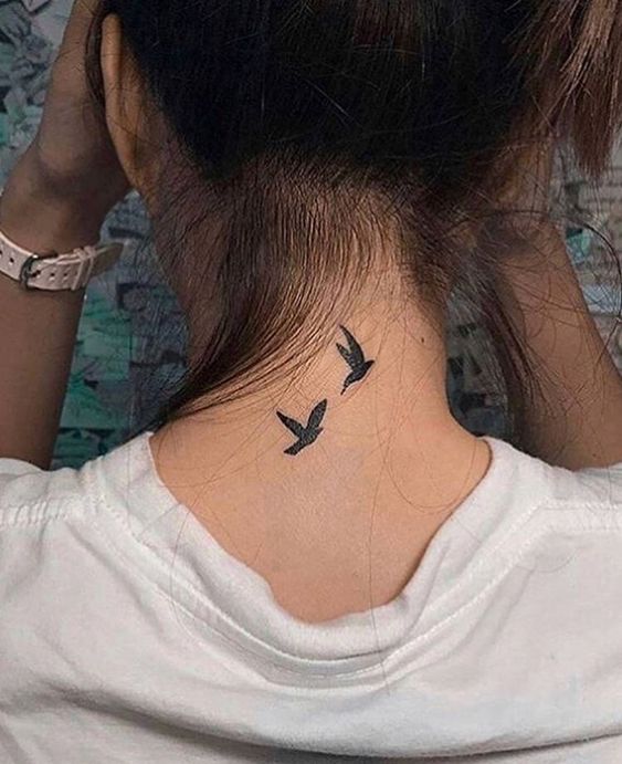 tatouage Discret Avec Deux Oiseaux