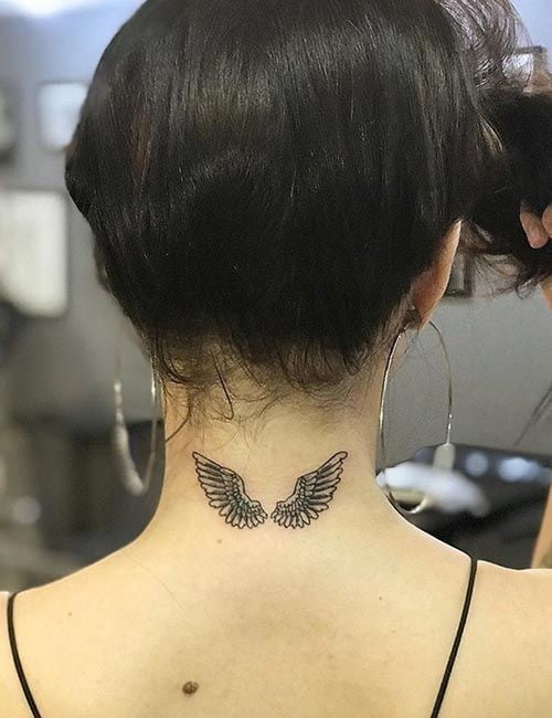 tatouage Ailes Sur La Nuque