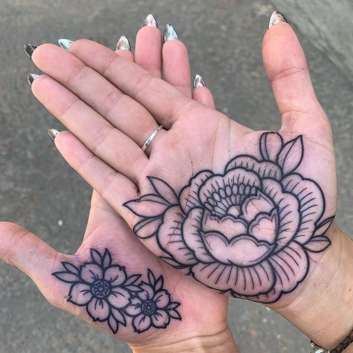 Tatouage Pivoine Et Chrysanthème