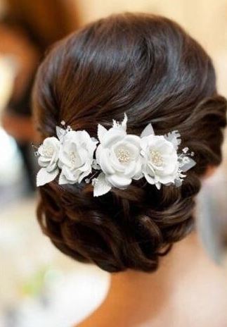 chignon Et Accessoire 