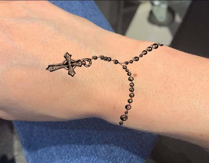 Tatouage Bracelet Avec Croix Chrétienne