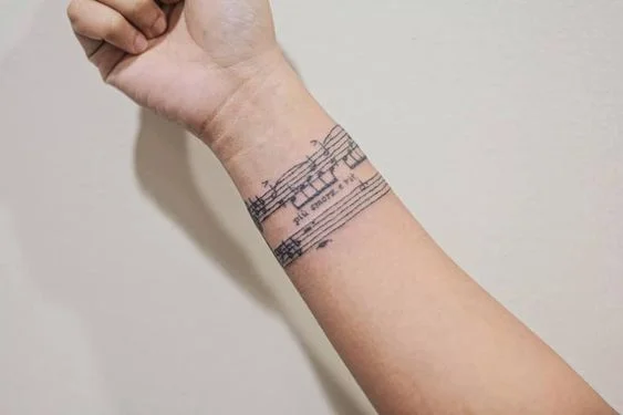 Tatouage Bracelet Avec Note De Musique Simple