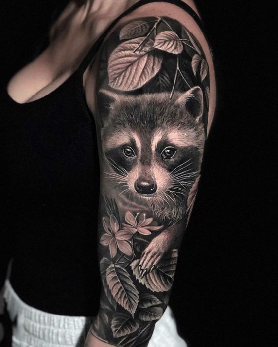 Tatouage panda roux