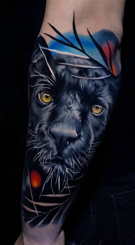 Tatouage panthère noire