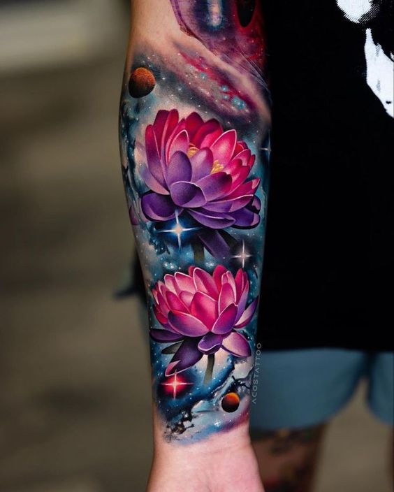 Tatouage fleurs & étoiles