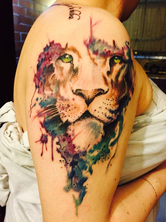 Lion & éclaboussures de peinture