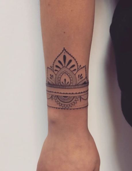  Tatouage Poignet Femme Mandala En Bracelet