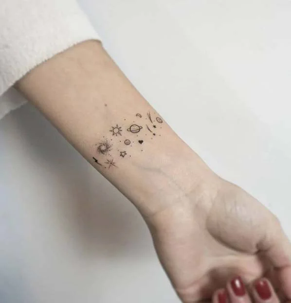 Tatouage Bracelet Femme Avec Astres