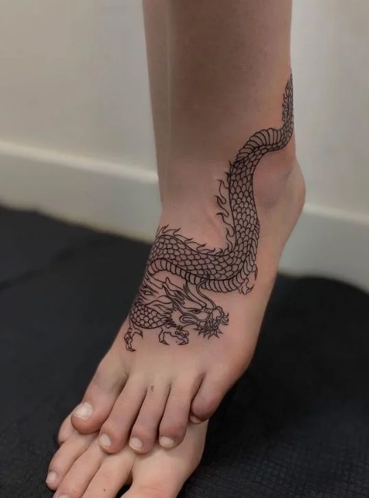Tatouage Dragon Pied Femme 