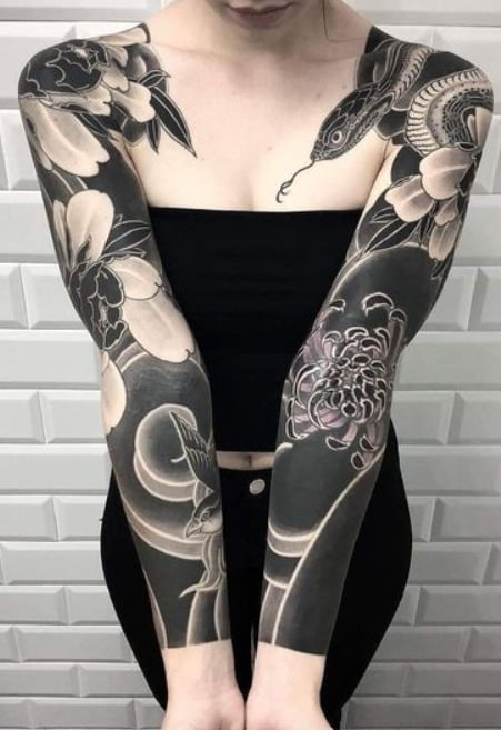 Tatouage Japonais Noir Et Blanc