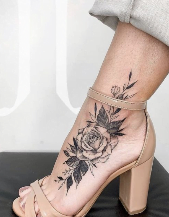 Rose Sur Le Pied