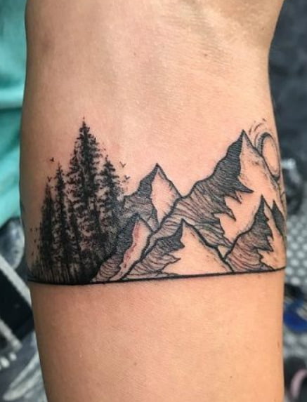 Tattoo Montagnes Et Forets