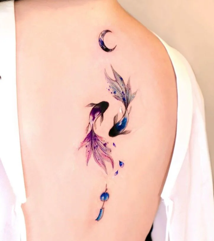 Tatouage Dos Carpes Koï