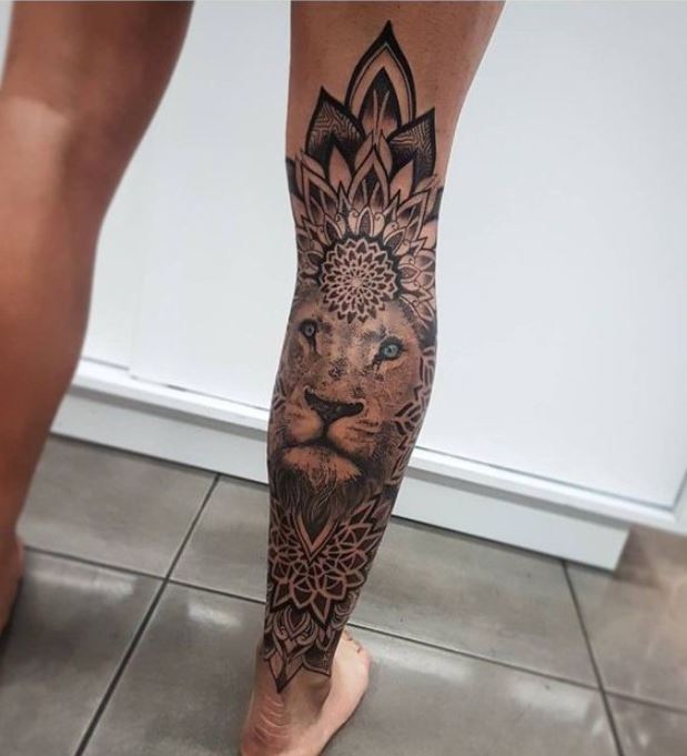 Tatouage Lion Mandala sur le mollet