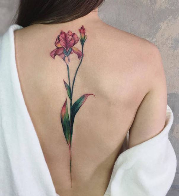 tatouage Fleurs Rouges