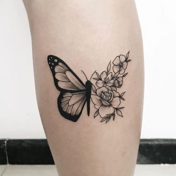 tatouage Un papillon et rose