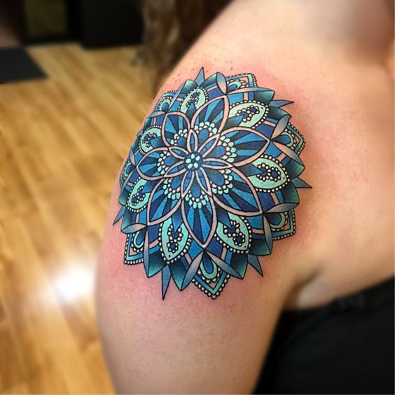 Un mandala bleu