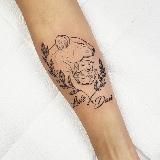 Tatouage Lions à Prénoms