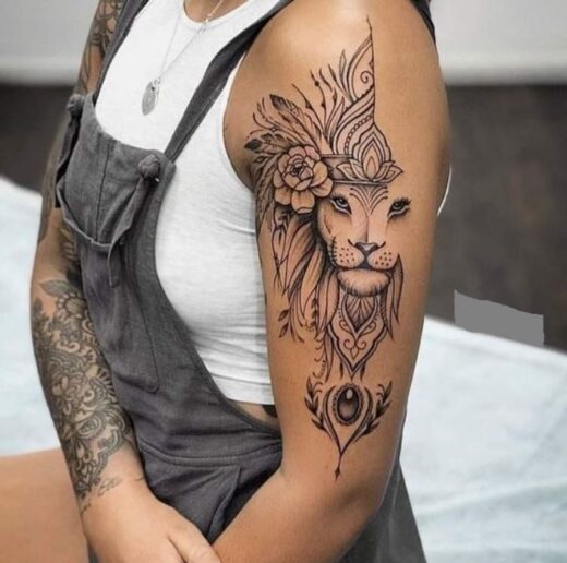 Mandala Tatouage Lion Femme