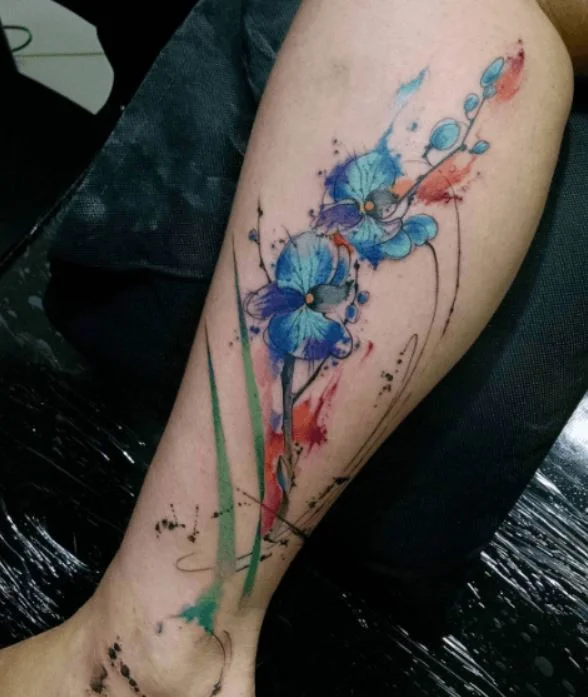 Fleurs Bleues Et Dotwork