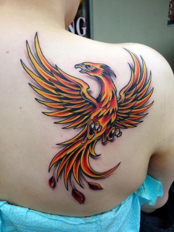 tatouage Phoenix en feu