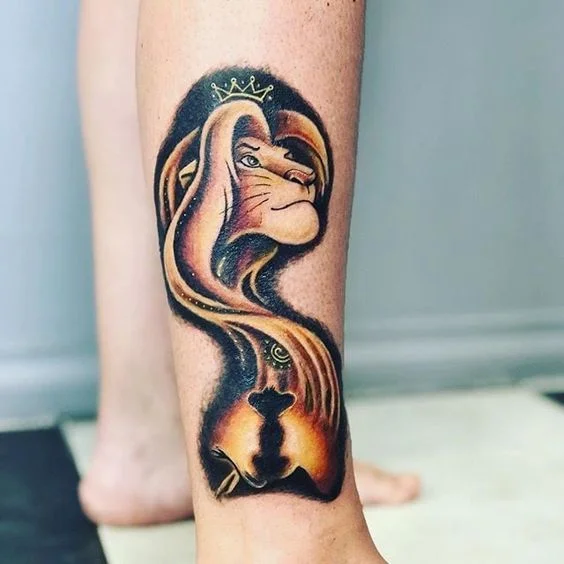 Tatouage Lion Mufasa Et Simba Sur La Jambe