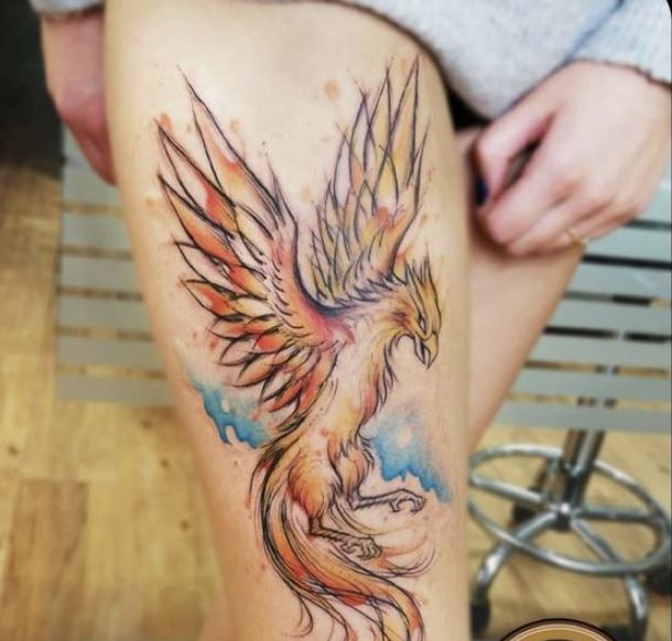 tatouage Phoenix Jaune Stylé