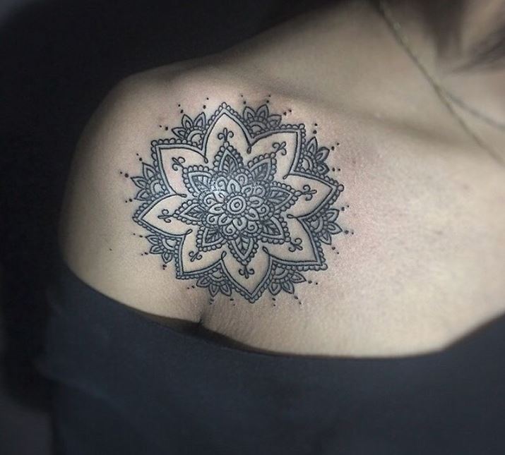 Une Fleur De Mandala Style Ornemental