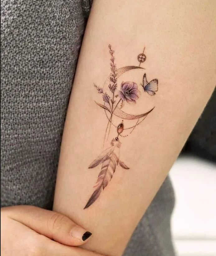 Tatouage Attrape Rêve Papillon Sur L'avant Bras