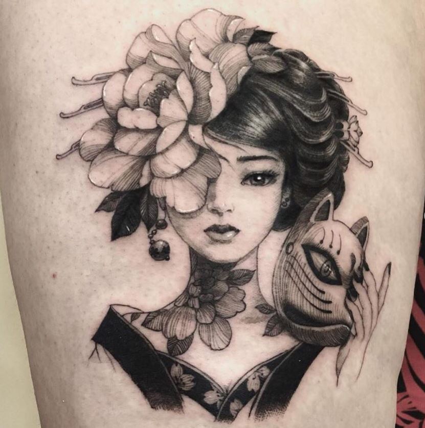 Tatouage Japonais Geisha Et Pivoine Sur Le Bras 