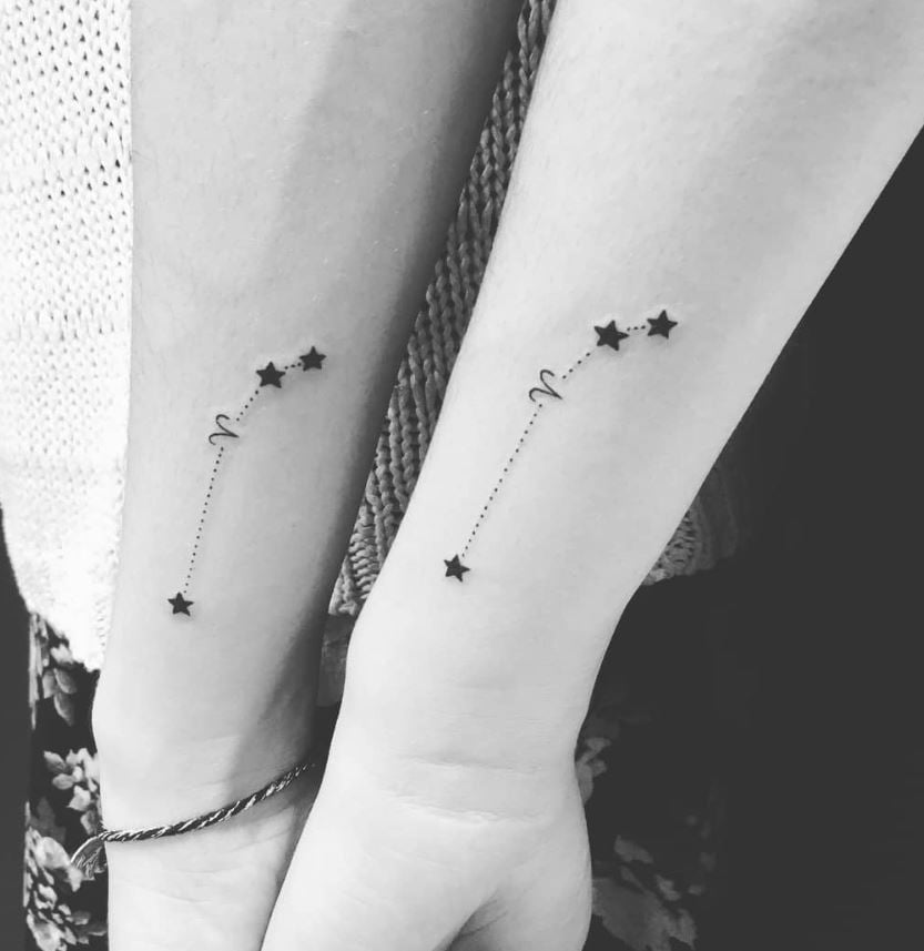 Tatouage Signe Astrologique Bélier Constellation Couple 