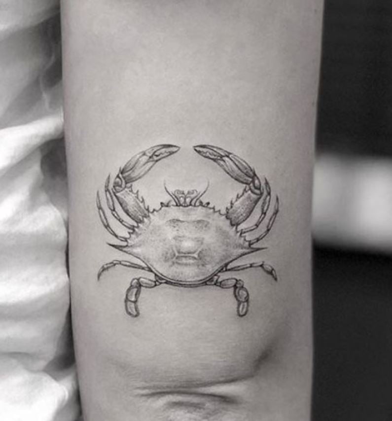 Tatouage Signe Astrologique Cancer Petit Crabe 