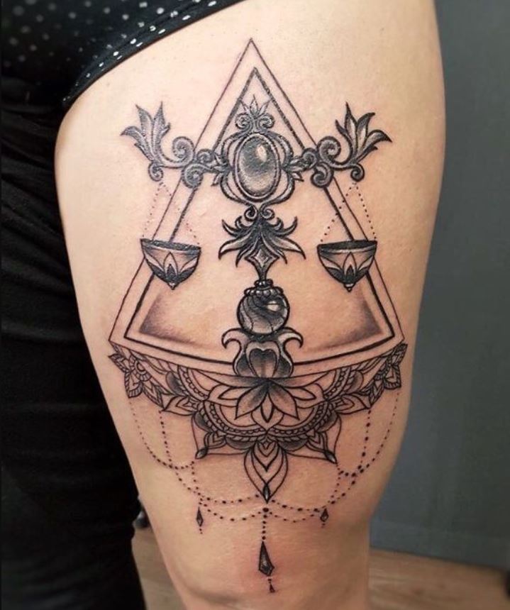 Tatouage Signe Astrologique Balance Pyramide Mandala 