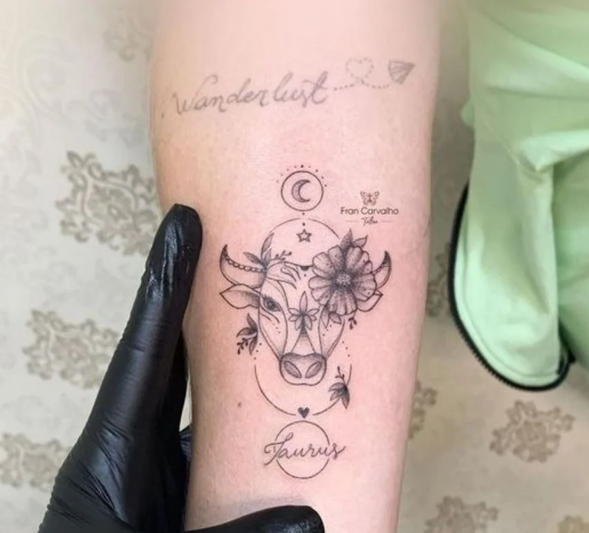 Tatouage Taureau Femme