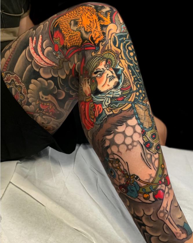 Tatouage Japonais Samouraï Et Dragon Sur La Cuisse Et La Jambe