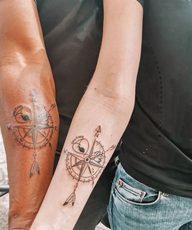 Tatouage Couple Boussole Et Rose Des Vents 