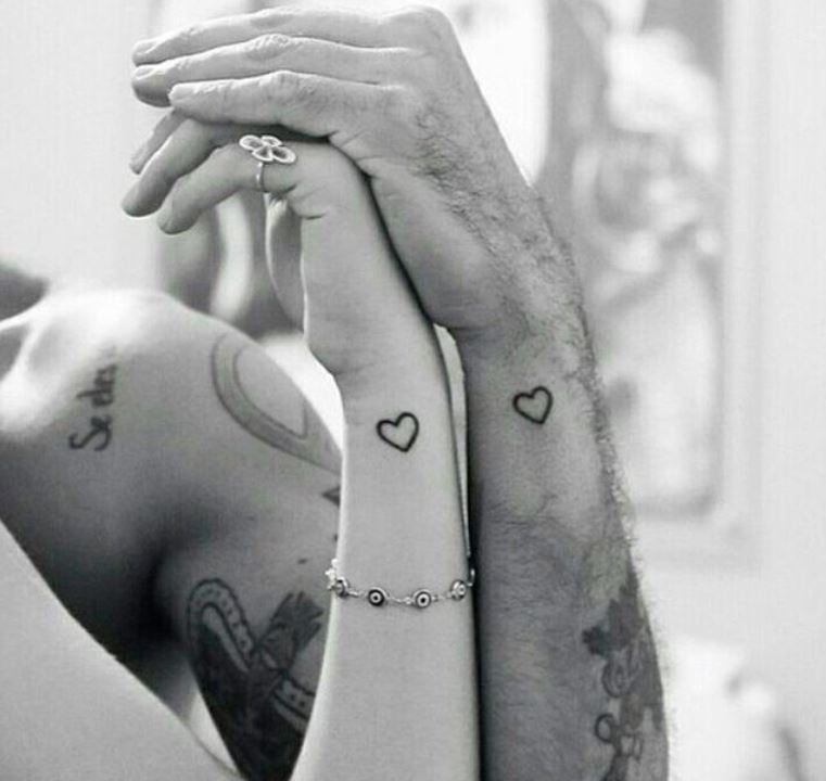 Tatouage Couple Discret Mini Coeur 