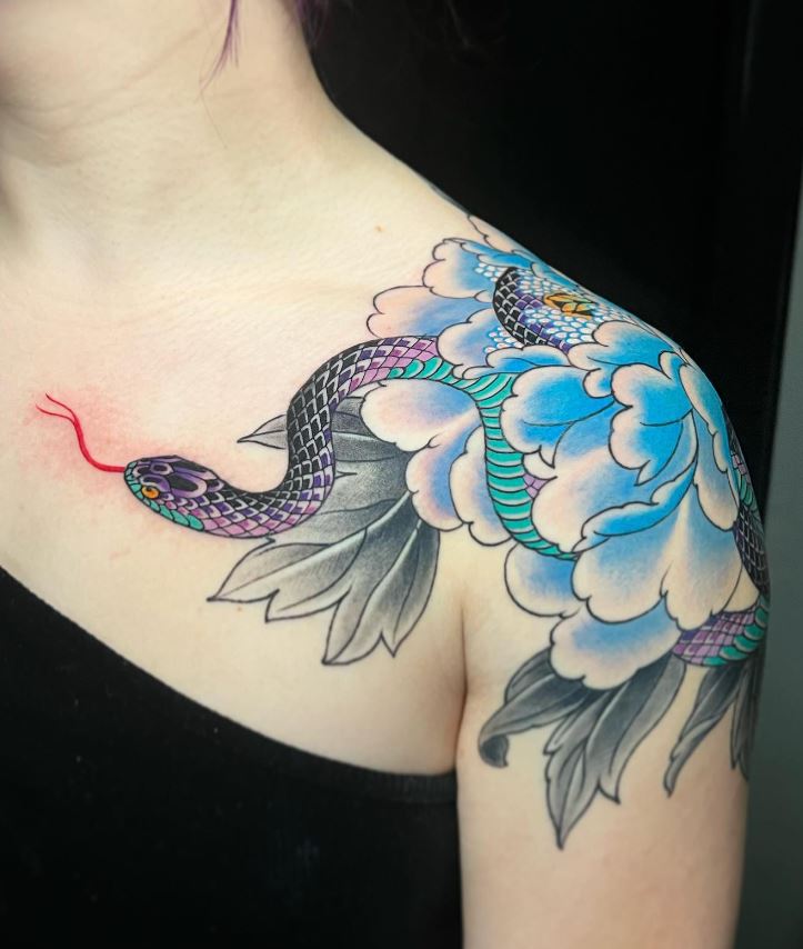 Tatouage Japonais Hebi Et Pivoine Sur L'épaule 