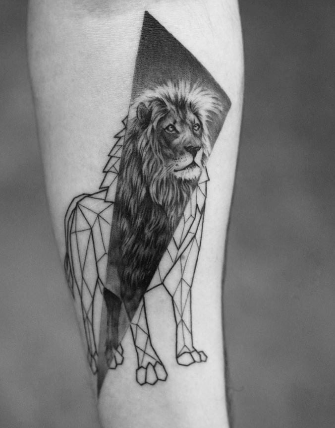 Tatouage Signe Astrologique Esquisse Et Réaliste Lion 