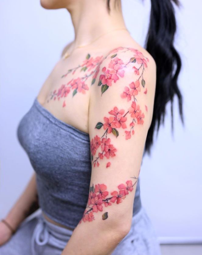 Tatouage Japonais Cerisier Sur Le Bras Et L'épaule 