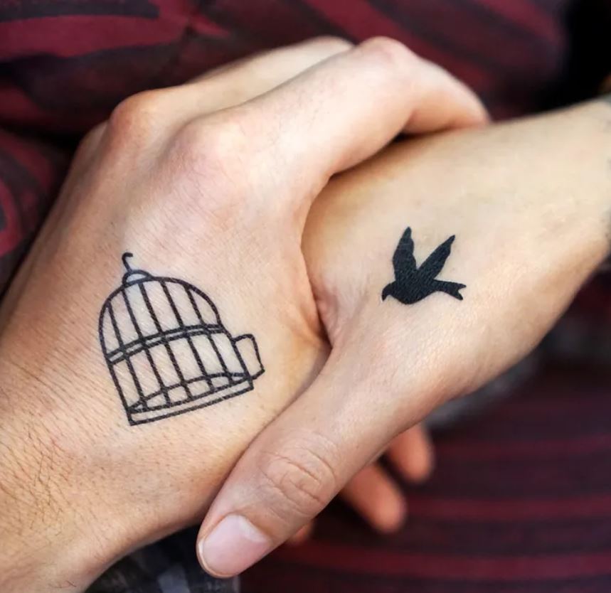 Tatouage Couple Oiseau Et Cage