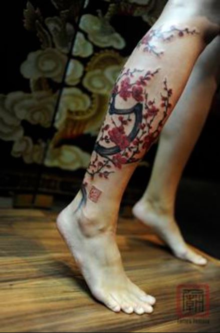 Tatouage Cerisier Japonais Sur La Jambe