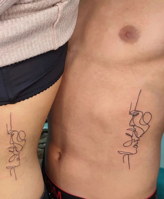 Câlins Abstraits En Tatouage Commun Couple 