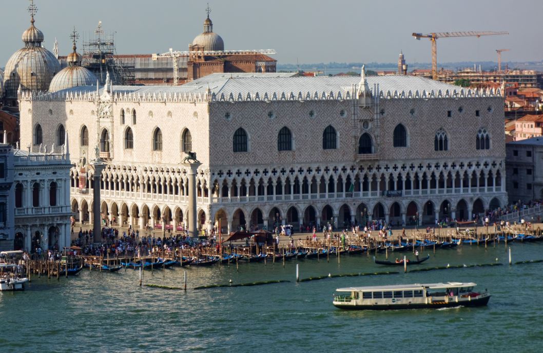 Le Palais Des Doges Venise